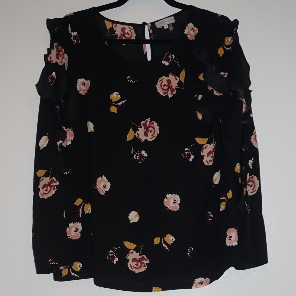 1.State Black Floral Ruffle Blouse